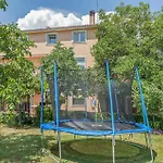 Apartamento 3 Bedroom Gorgeous In *